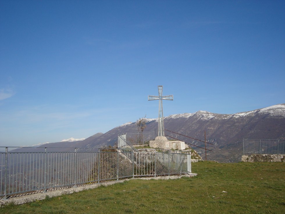 Croce della Chiesa Spallata