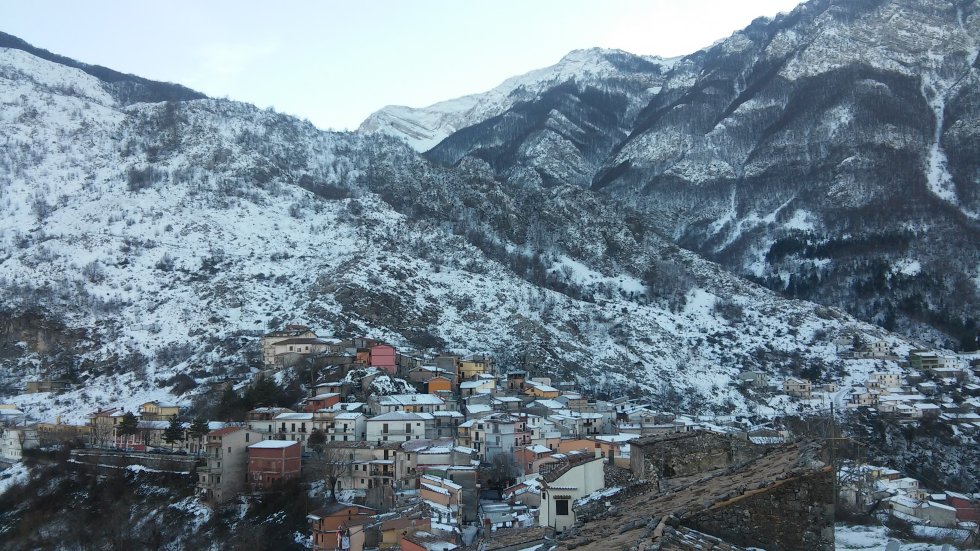 Rendinara panorama con neve